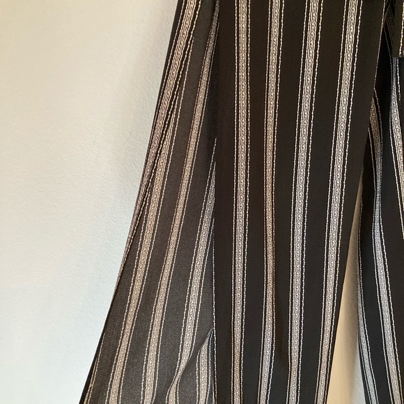 Blue blush wide leg pants with top - Picture 3 of 9